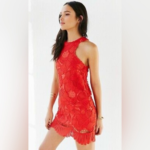 Revolve Lovers + Friends Caspian Red‎ Lace Overlay Scallop Cocktail Mini Dress - Picture 1 of 8